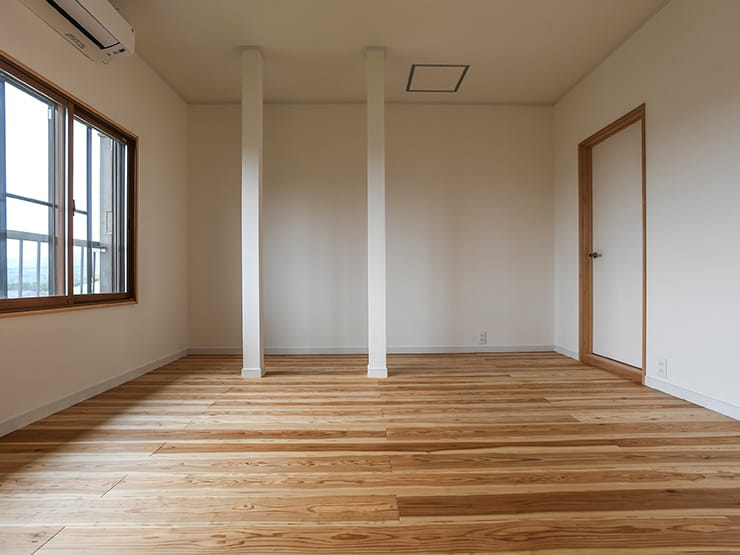 国産杉 一枚もの通常品（赤白）フローリング（SF3HM）現場写真〜神奈川県 個人住宅