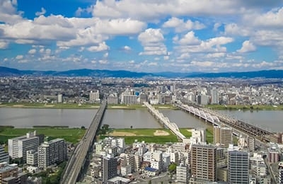 夏の大阪の景色 昼